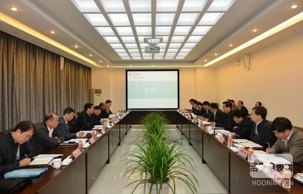 人社部副部長王曉初蒞臨許繼集團調(diào)研